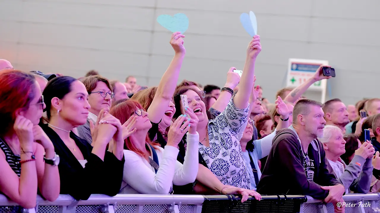 SNOW PATROL live Open-Air-Konzert an der LuxExpo am 7. Juli 2024 - Foto: Peter Fath