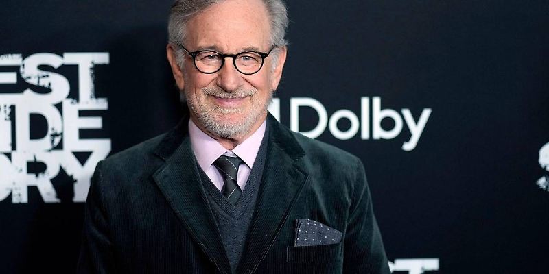 Steven Spielberg Foto Charles Sykes dpa.jpg