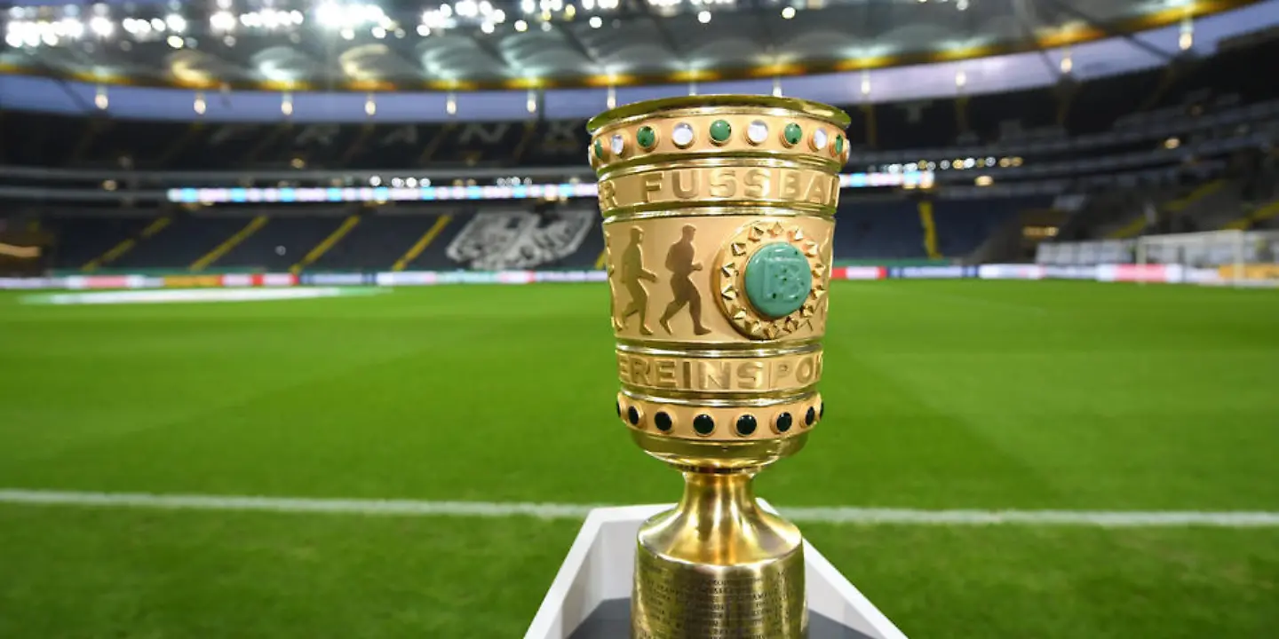 DFB Pokal im Stadion - Symbolbild - Foto Arne Detert_dpa.jpg